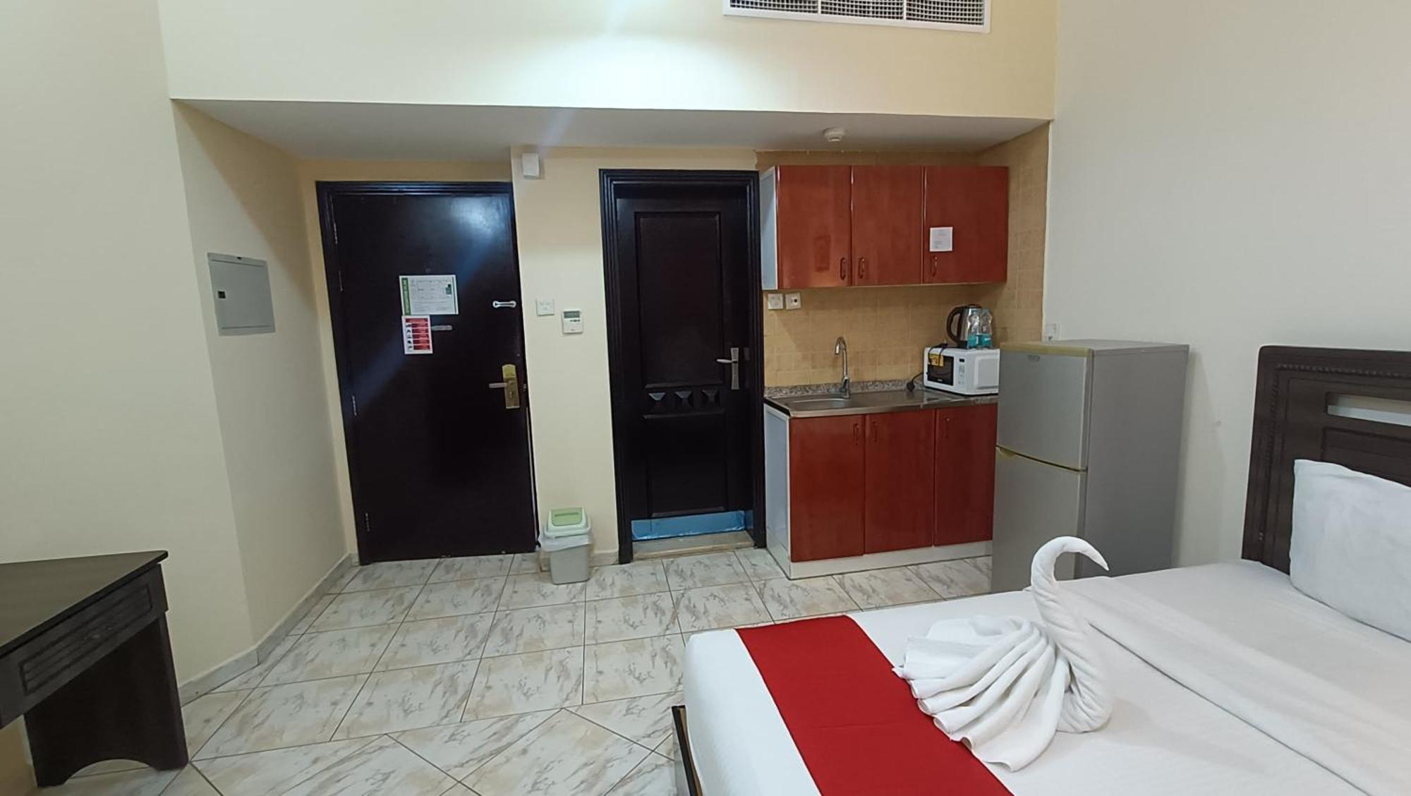 Ruwi Beach Hotel Apartments - Maha Hospitality Group Charjah Extérieur photo