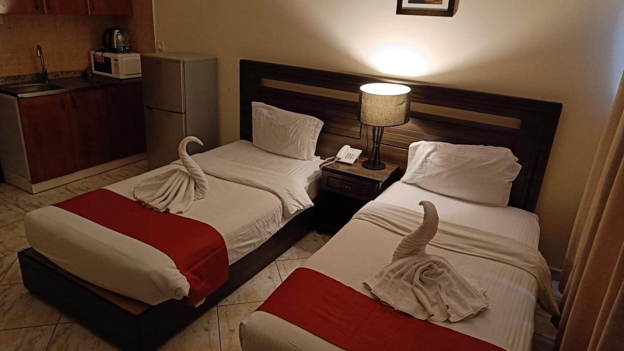 Ruwi Beach Hotel Apartments - Maha Hospitality Group Charjah Extérieur photo